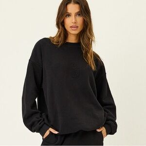 Frankie’s Bikinis Bennie Oversized Crewneck Sweatshirt in Black. One Size